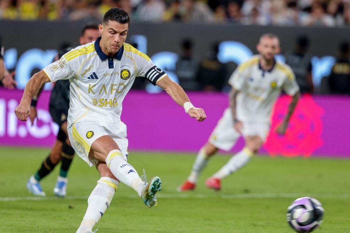 Ronaldo Cetak Gol di Laga Perpisahan Al Nassr