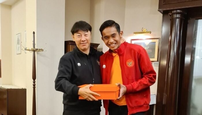 Shin Tae-yong Muncul Jelang TC Timnas di Medsos Rizky Ridho