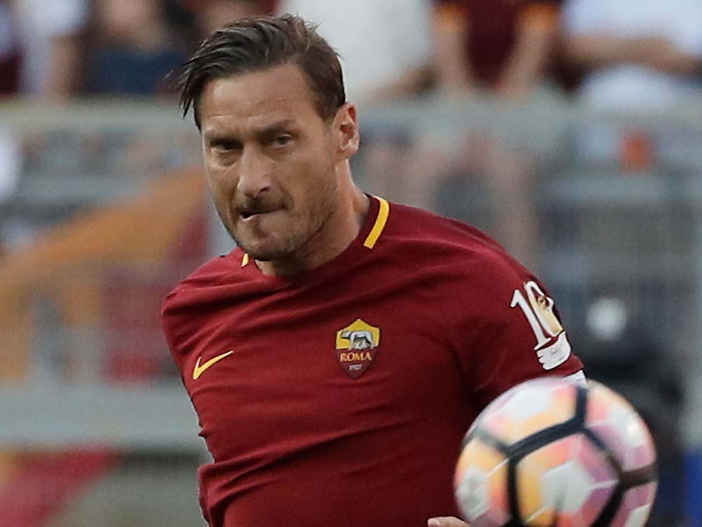 Francesco Totti: Legenda Abadi Roma yang Menolak Takdir Uang Demi Cinta Sejati Sepak Bola