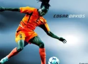 Edgar Davids: Gelandang Tangguh dan Ikonik yang Membawa Semangat Total Football Belanda ke Panggung Dunia