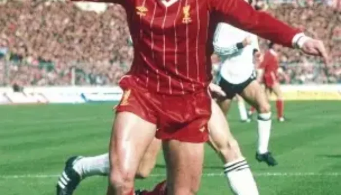 Mengenal Kenny Dalglish: Legenda Sepak Bola Skotlandia yang Mengukir Sejarah di Celtic dan Liverpool