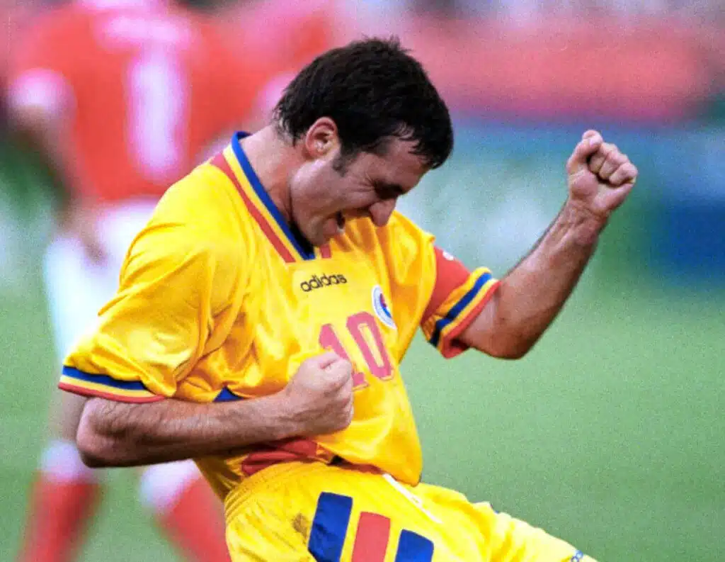 Mengapa Gheorghe Hagi Dijuluki “Maradona dari Karpata”? Baca Kisah Penuh Inspirasi Ini!